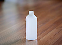 Engine oil bottle 03
